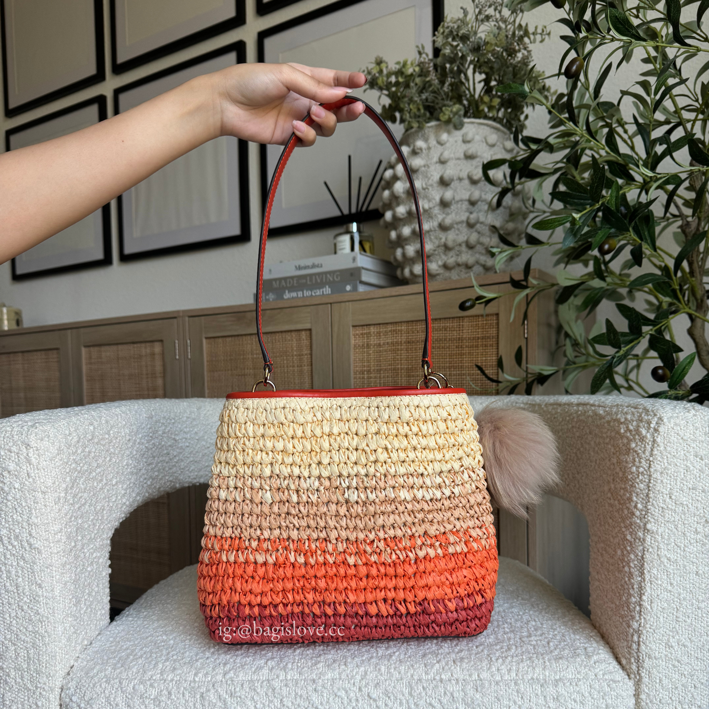 Pratt Medium Ombré Straw Shoulder Bag in Orange Multi (8 weeks arrival 📦🌊)