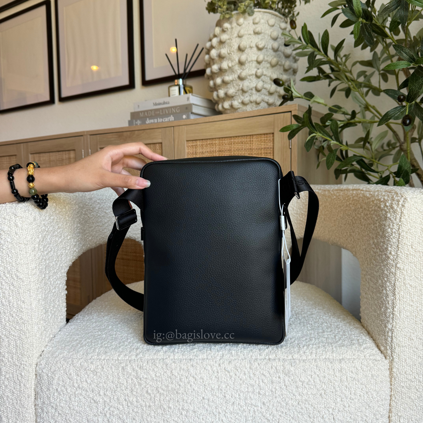 Lacoste Medium Crossbody Bag in Blackberry (8 weeks eta 🌊)