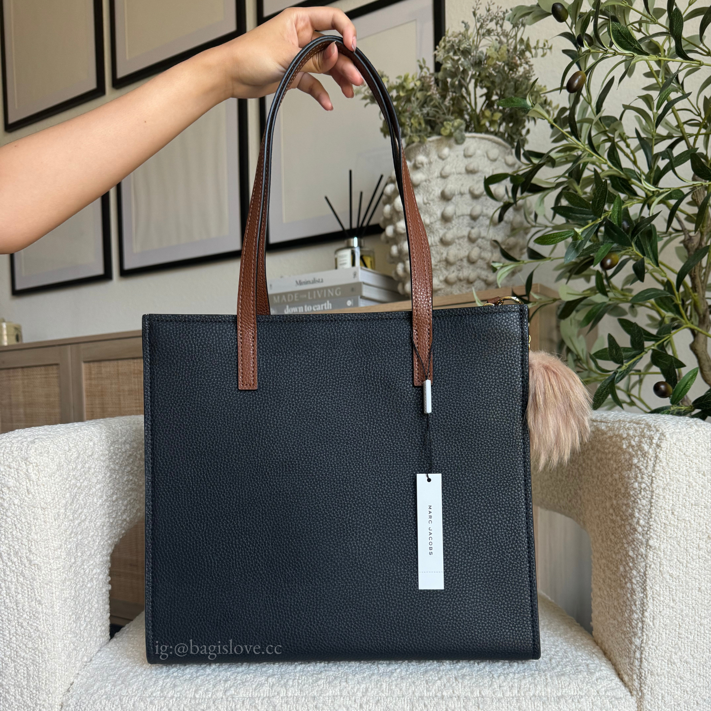 Large Grind Tote Bag in Black-White-Tan Multi (In transit 2 weeks arrival✈️)