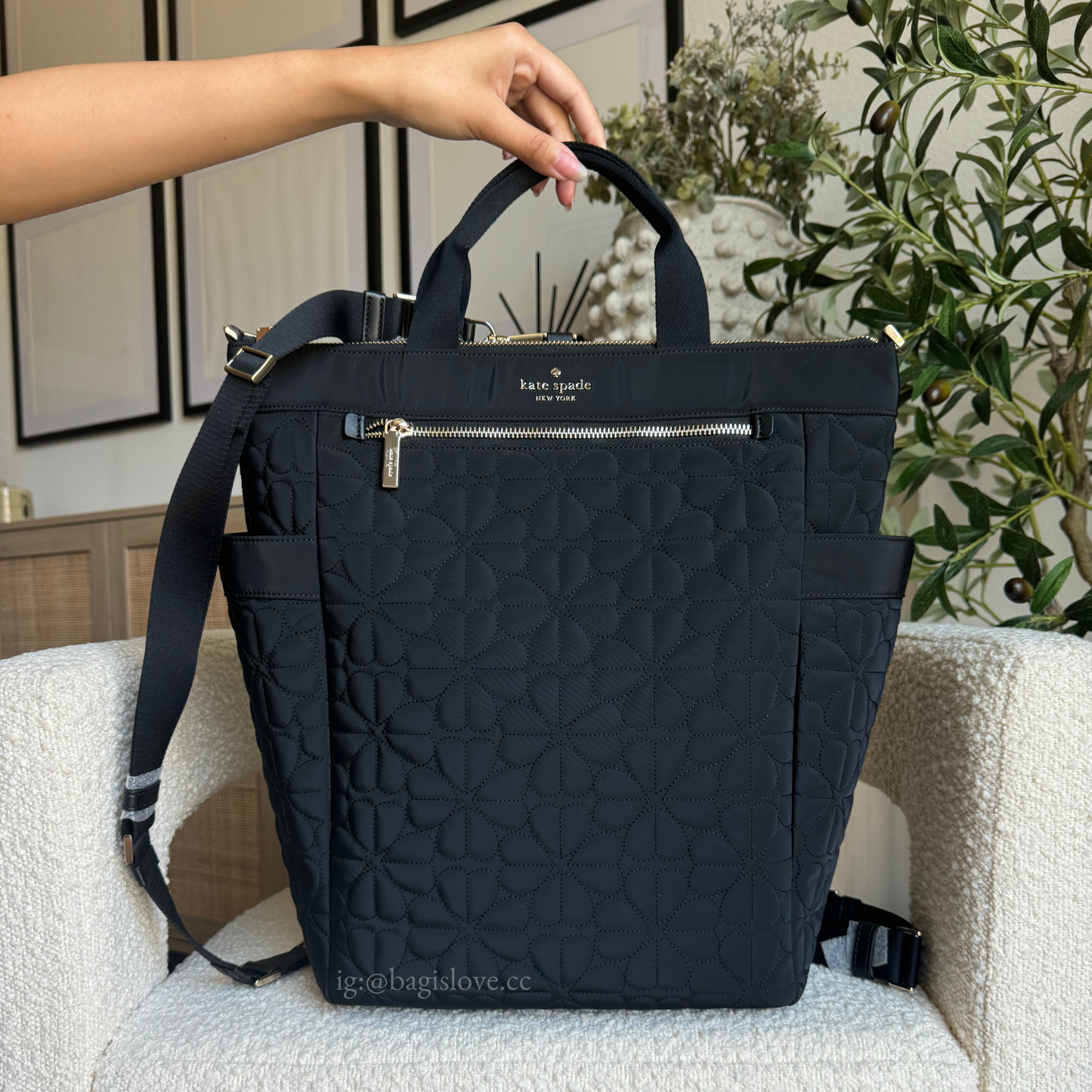 Spade Flower Quilted Fabric Convertible Backpack in Black (8 weeks eta🌊📦)