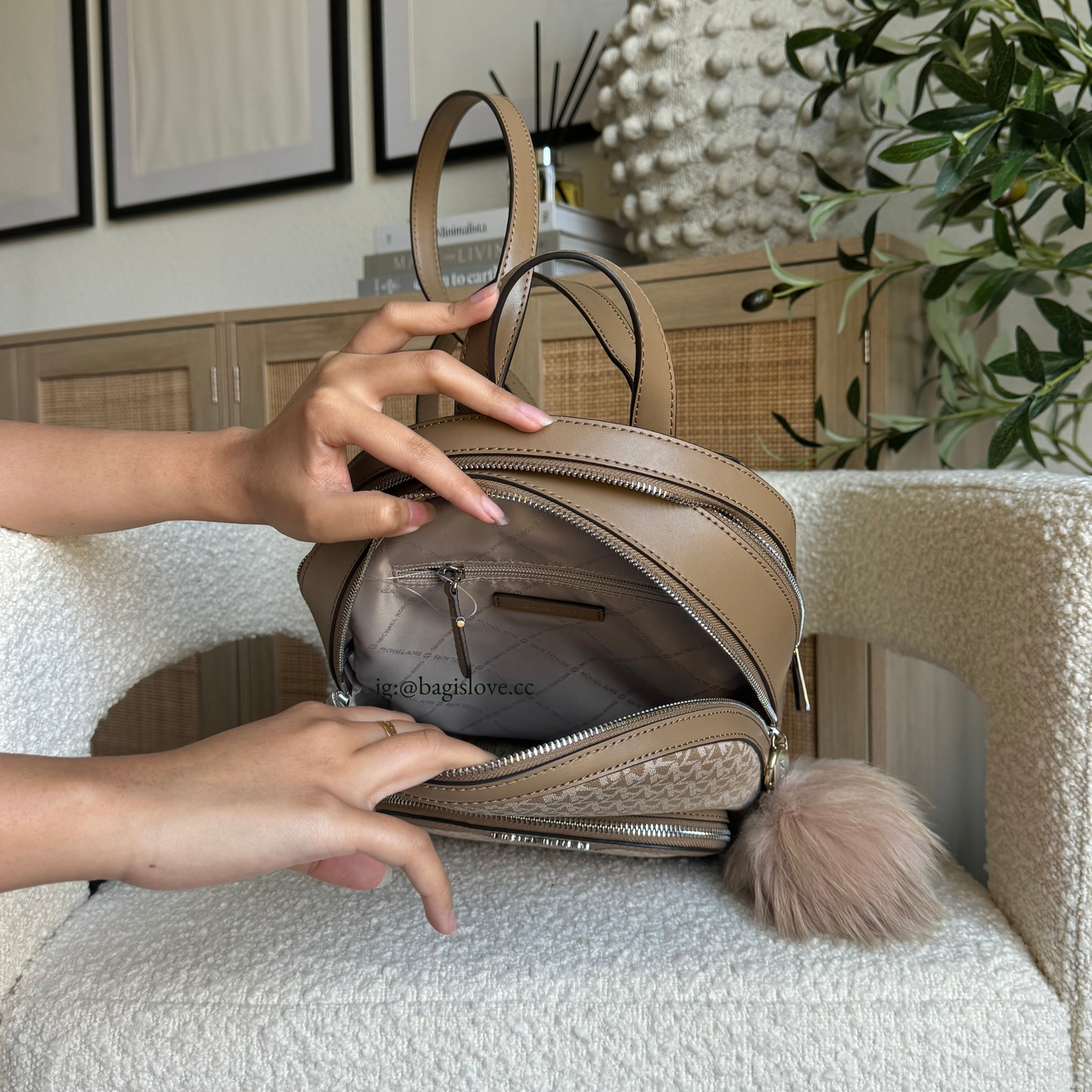 Jaycee Medium Ombré Signature Logo Backpack in Husk (8 weeks arrival 📦🌊)