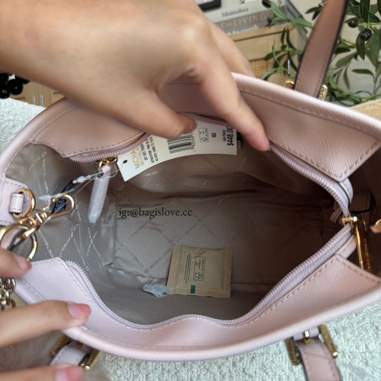 Jet Set Travel Small Logo Top-Zip Tote Bag in Cream (8 weeks arrival 📦🌊)