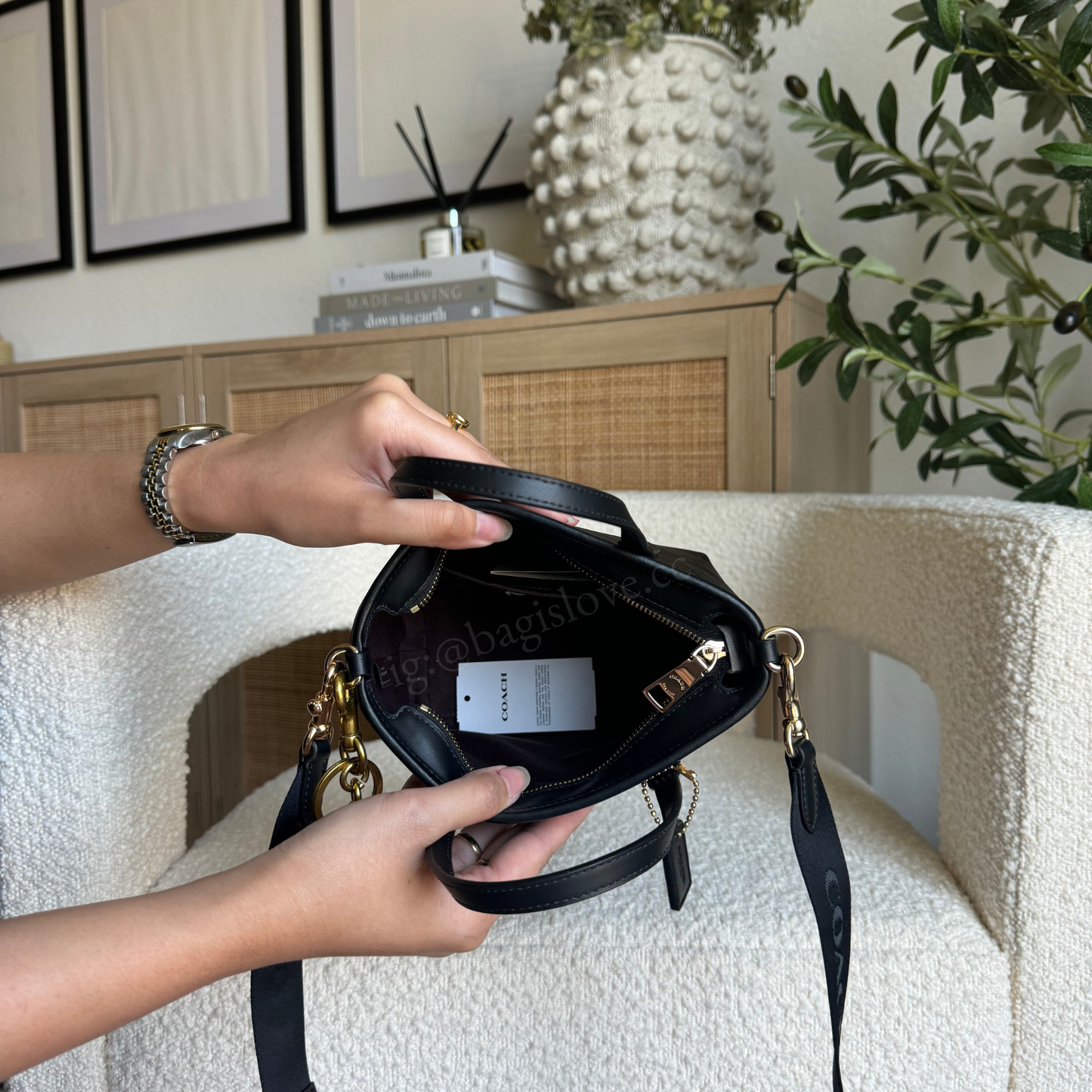 City Mini Tote Bag In Signature Canvas (8-10 weeks arrival 📦🌊)