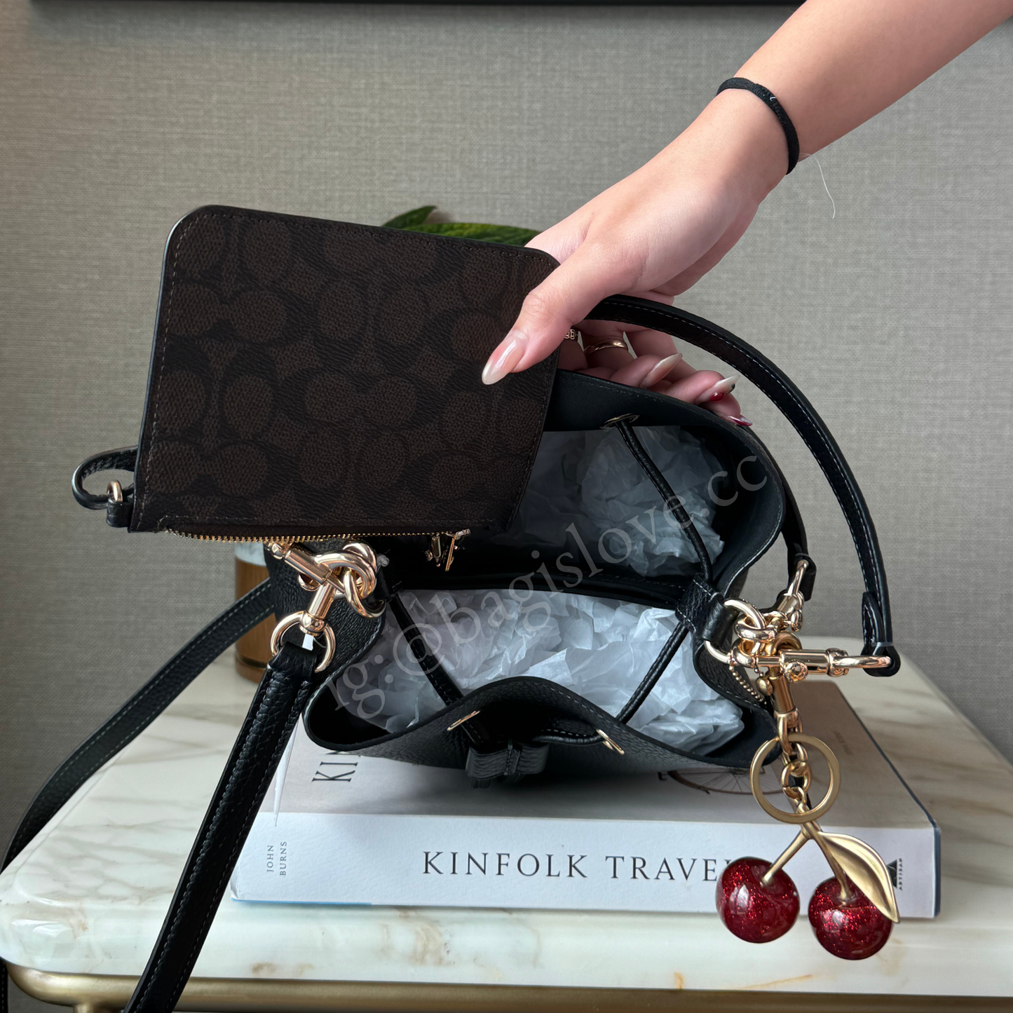 Rowan Bucket Bag in Black