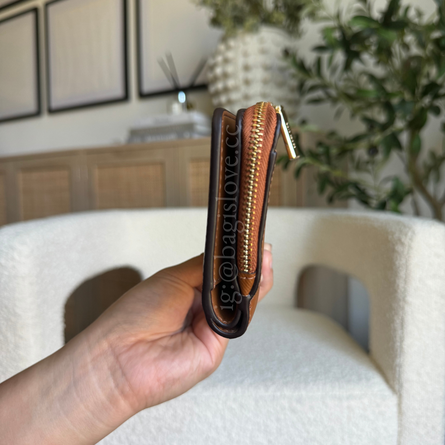 Madison Small L-Zip Wallet in Brown (8-10 weeks arrival 📦🌊)