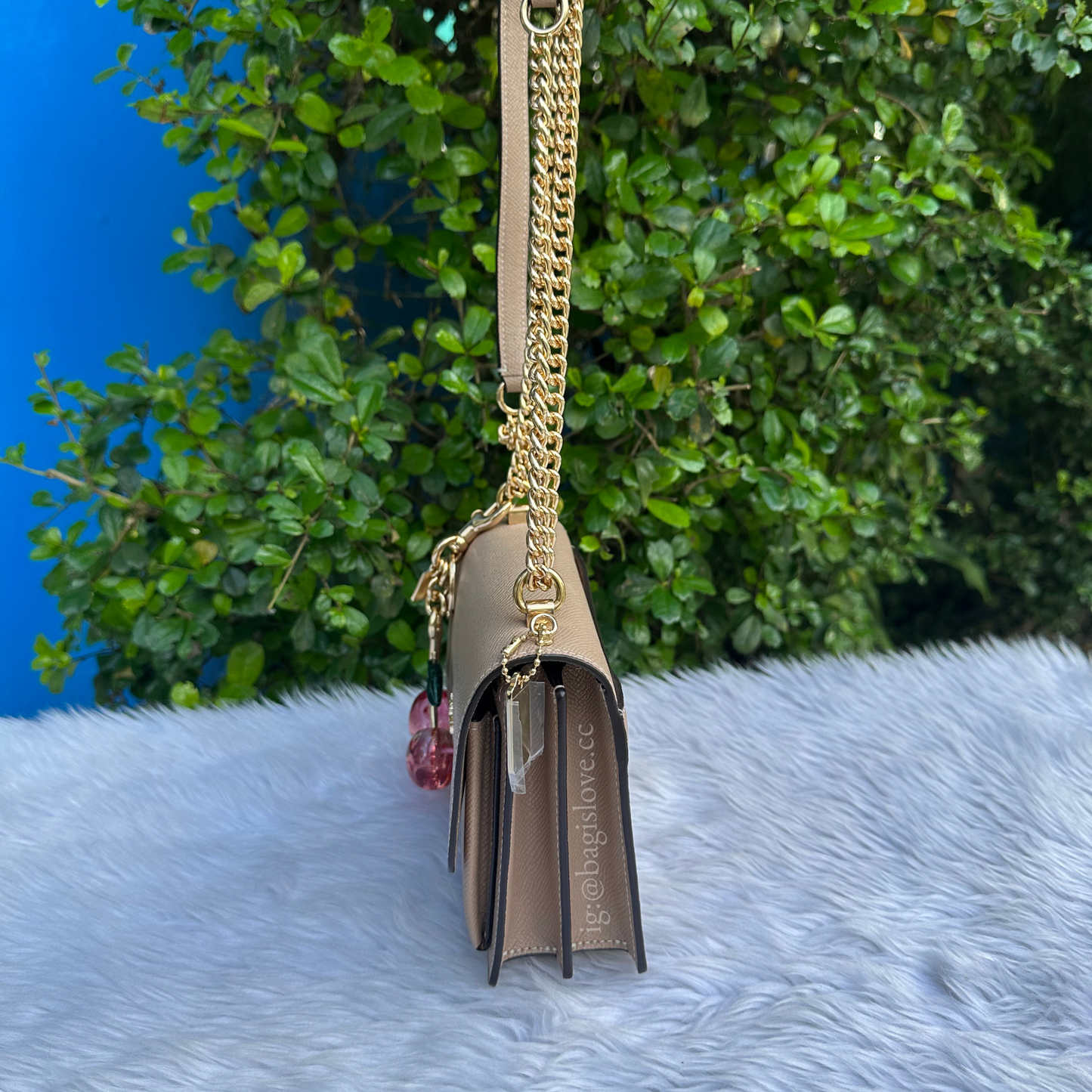 Mini Klare Crossbody in Taupe
