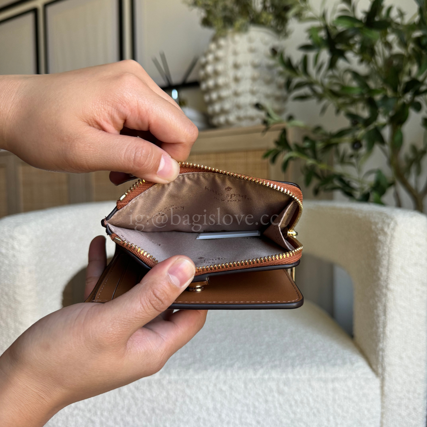 Madison Small L-Zip Wallet in Brown (8-10 weeks arrival 📦🌊)