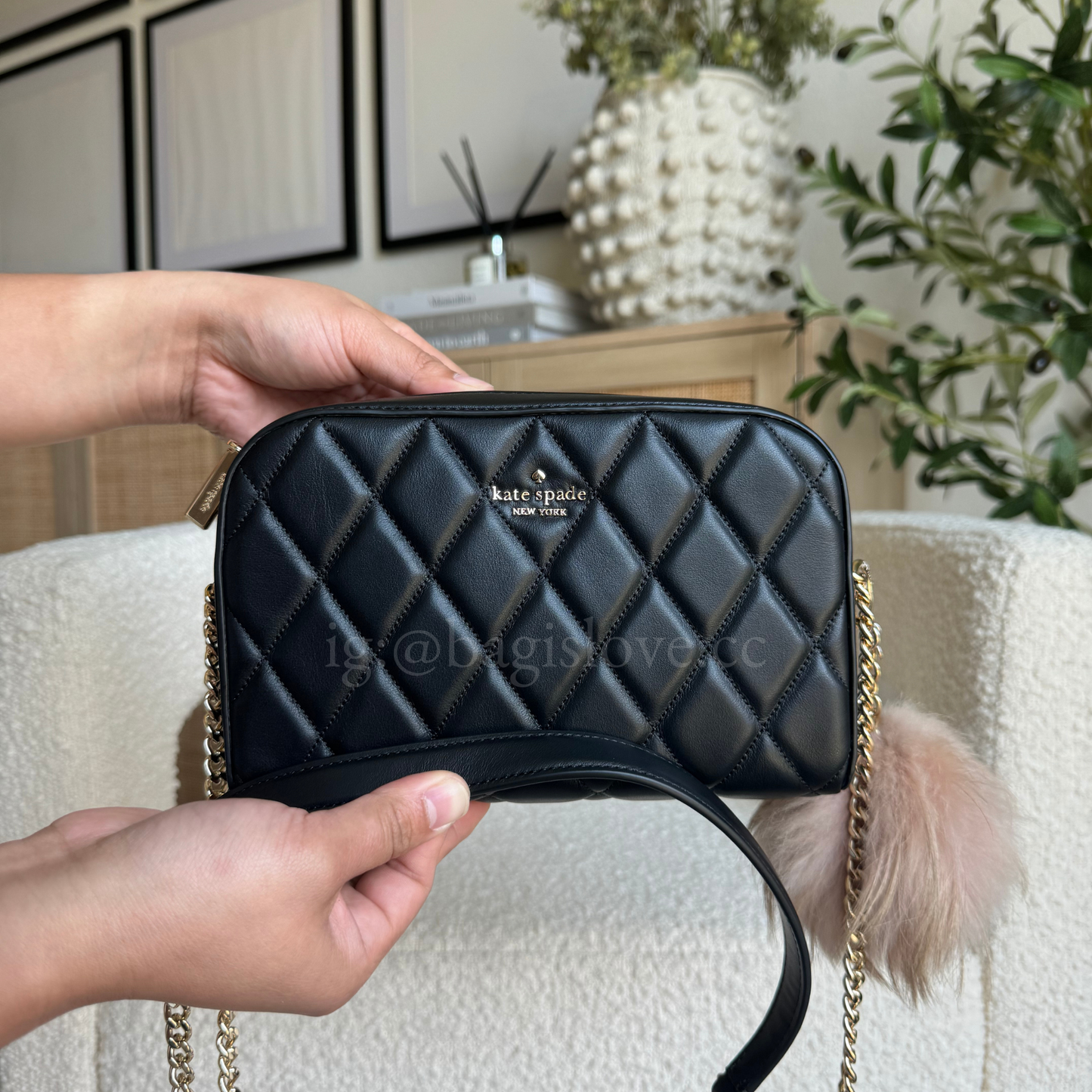 Carey Chain Camera Bag in Black (8-10 weeks arrival 📦🌊)