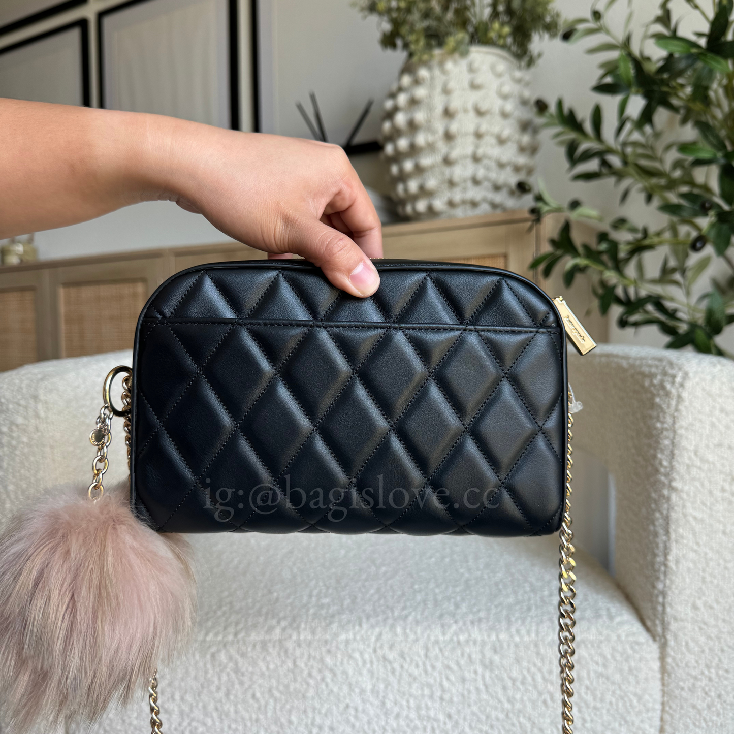 Carey Chain Camera Bag in Black (8-10 weeks arrival 📦🌊)