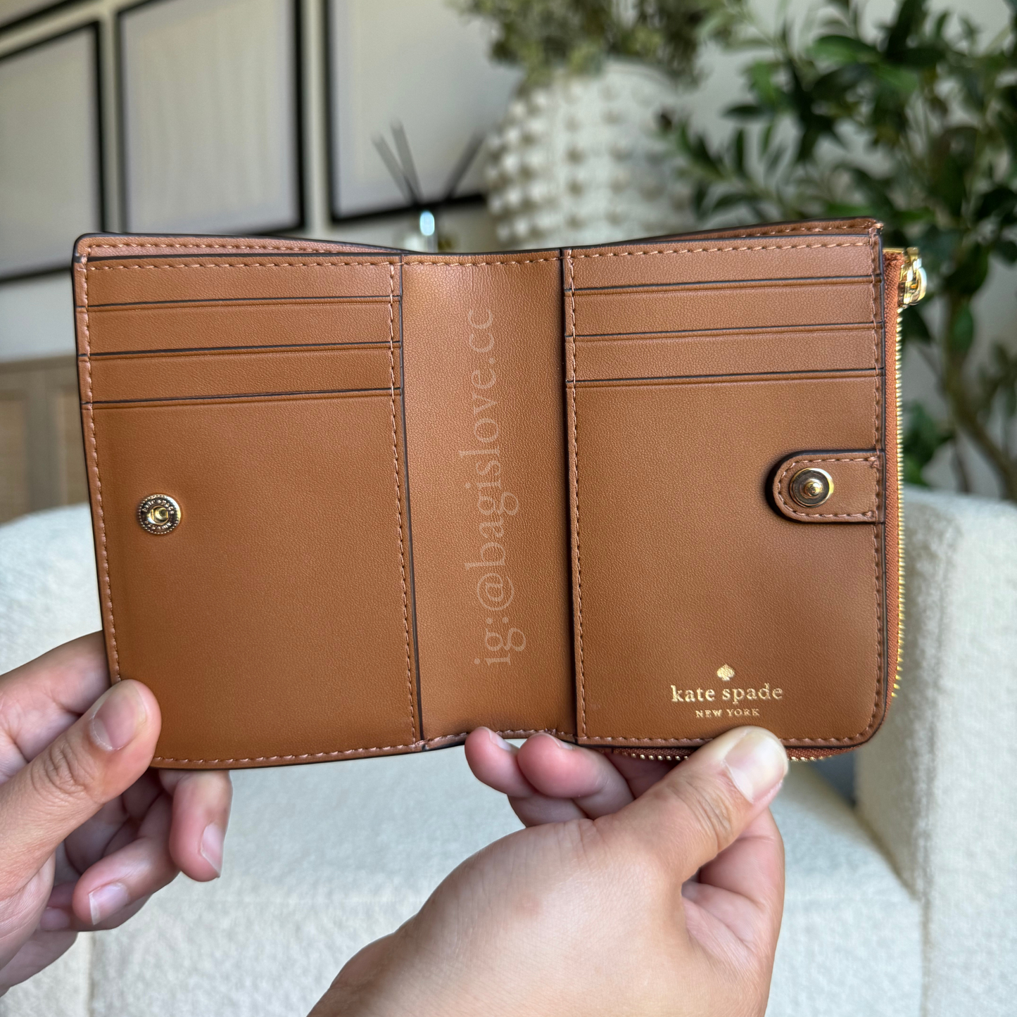 Madison Small L-Zip Wallet in Brown (8-10 weeks arrival 📦🌊)