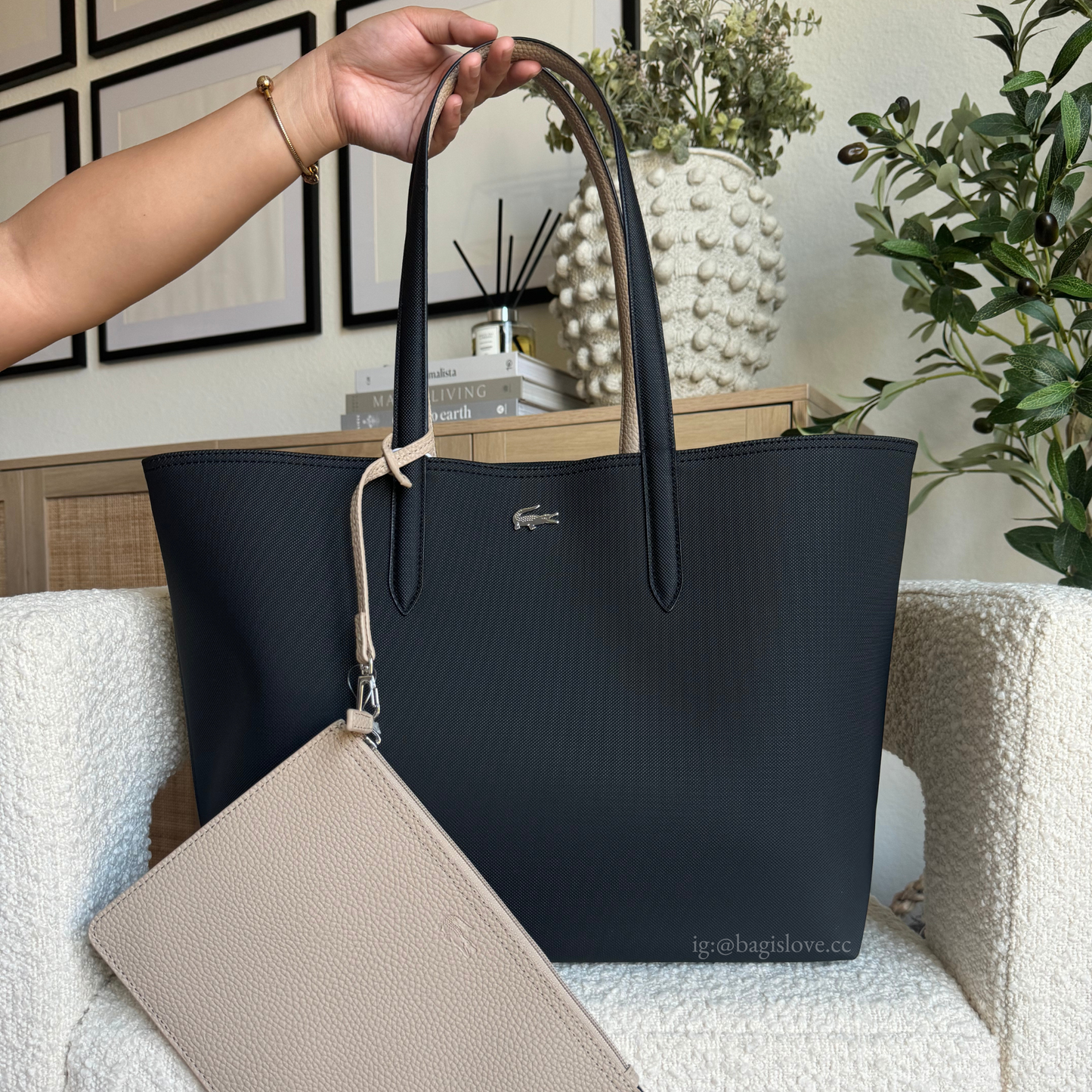 Anna Reversible Tote with Pouch in Black and Beige (8 weeks eta🌊📦)
