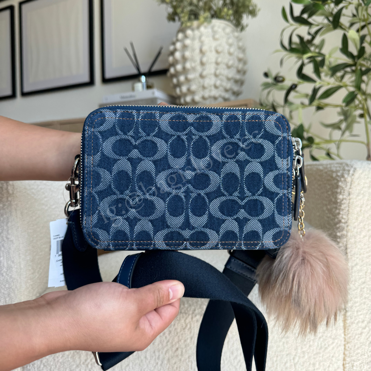 Charter Crossbody Bag 19 In Signature Denim (8-10 weeks arrival 📦🌊)