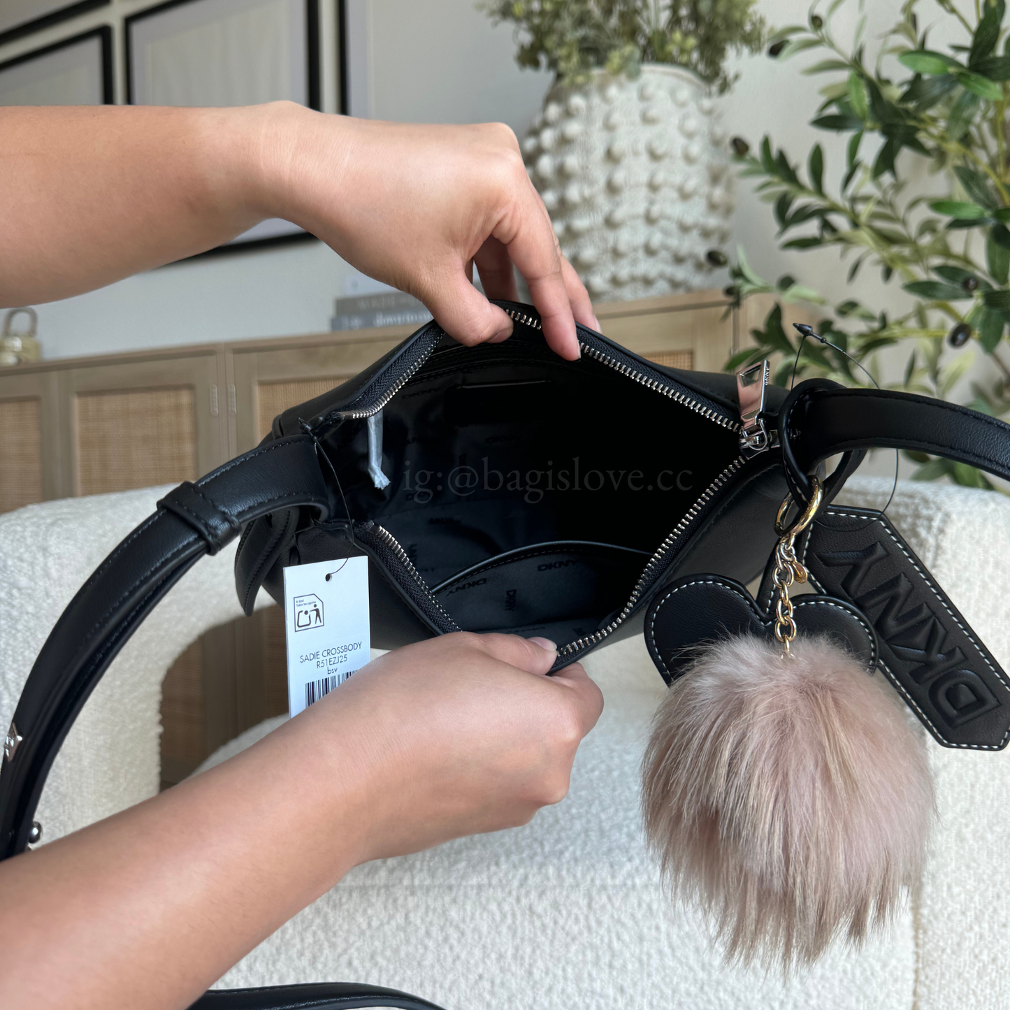 Sadie Crossbody in Black (8-10 weeks arrival 📦🌊)