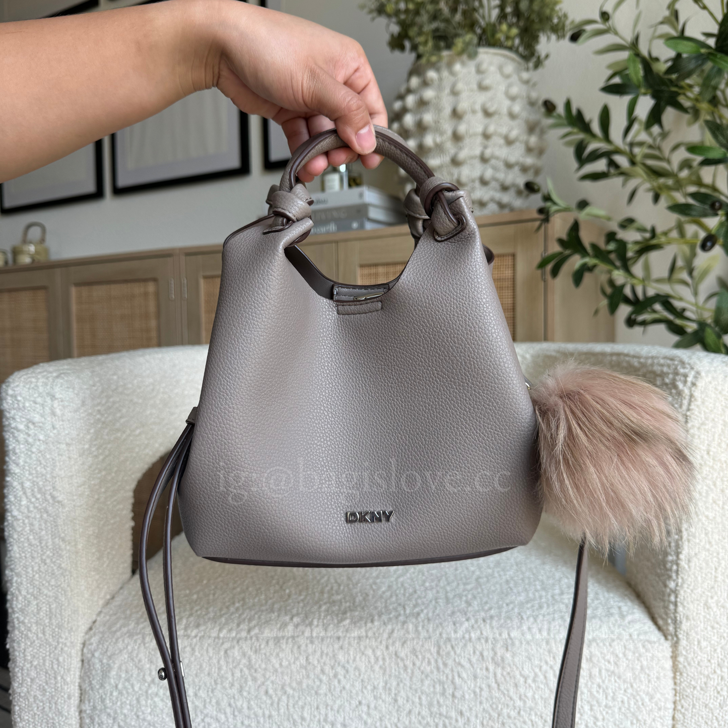 Paula Small Commuter Tote in Tan (8-10 weeks arrival 📦🌊)