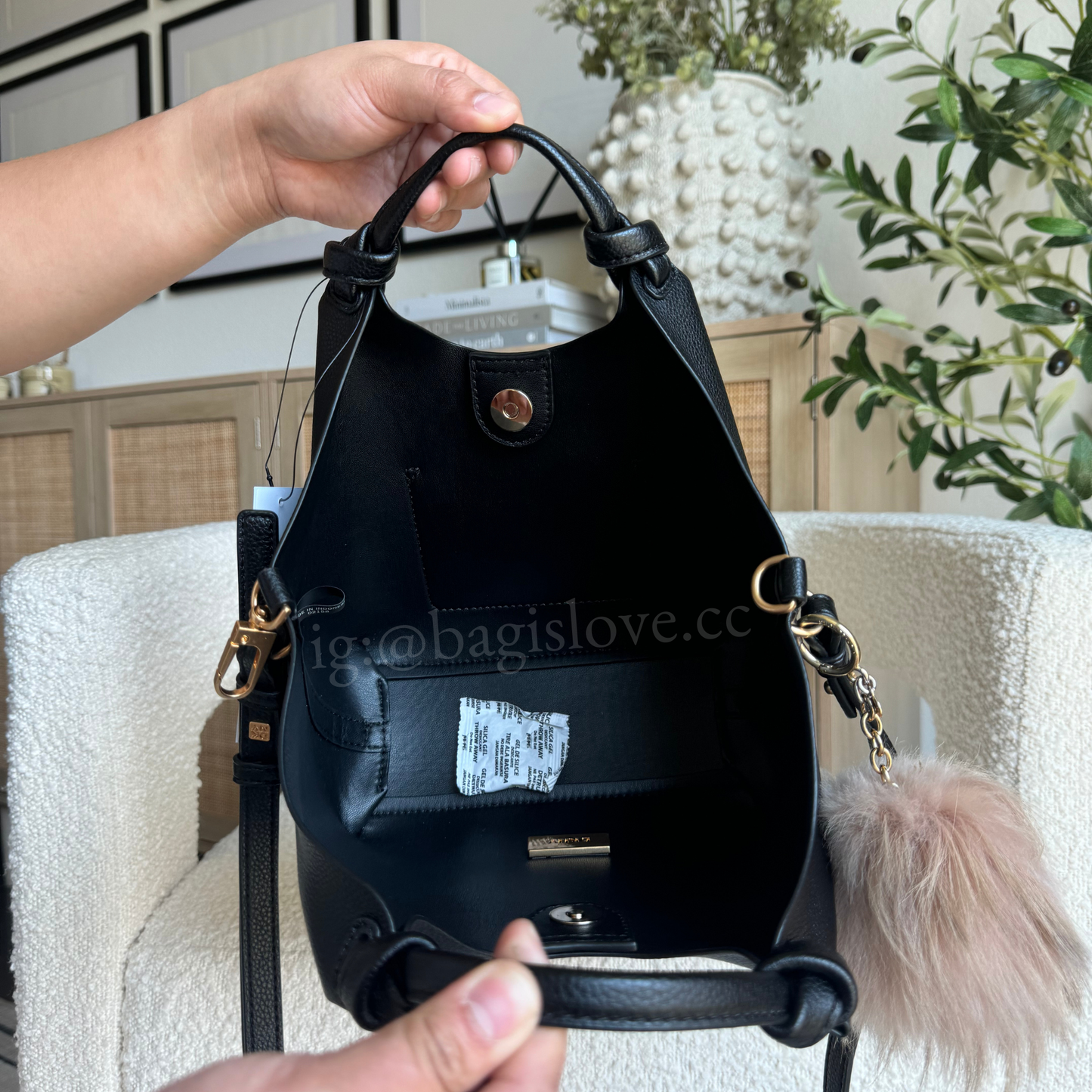 Paula Small Commuter Tote in Black (8-10 weeks arrival 📦🌊)
