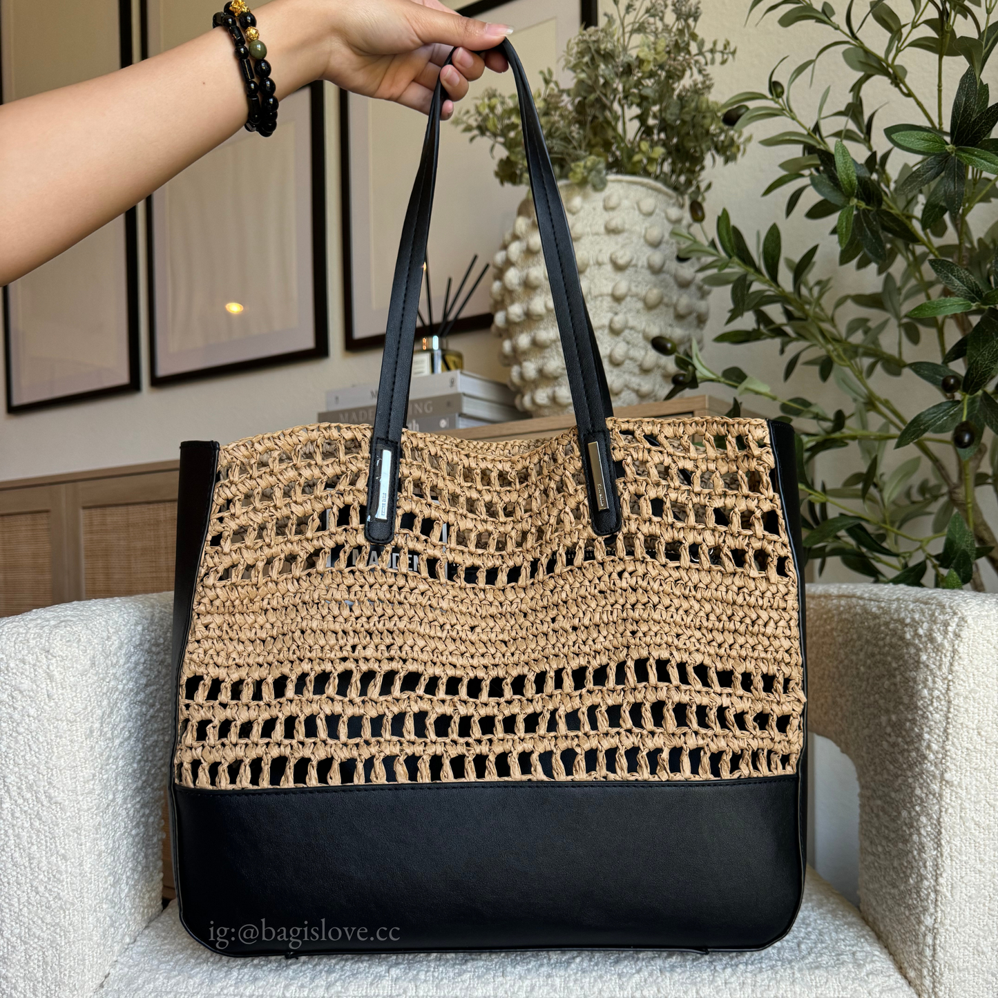 Steve Madden Shoulder Tote Bag (8 weeks eta 🌊)