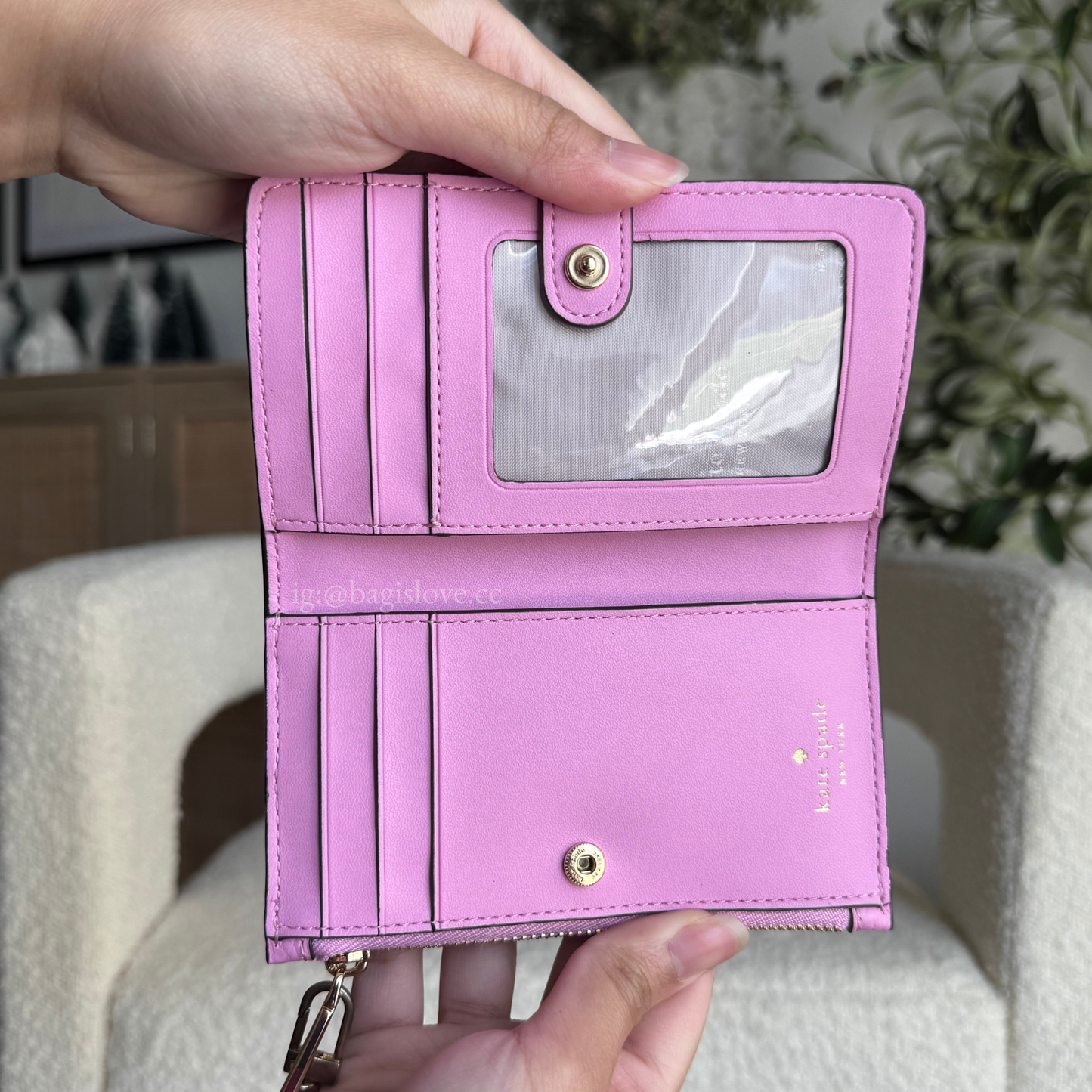 Julia Small Slim Bifold Wallet in Pink