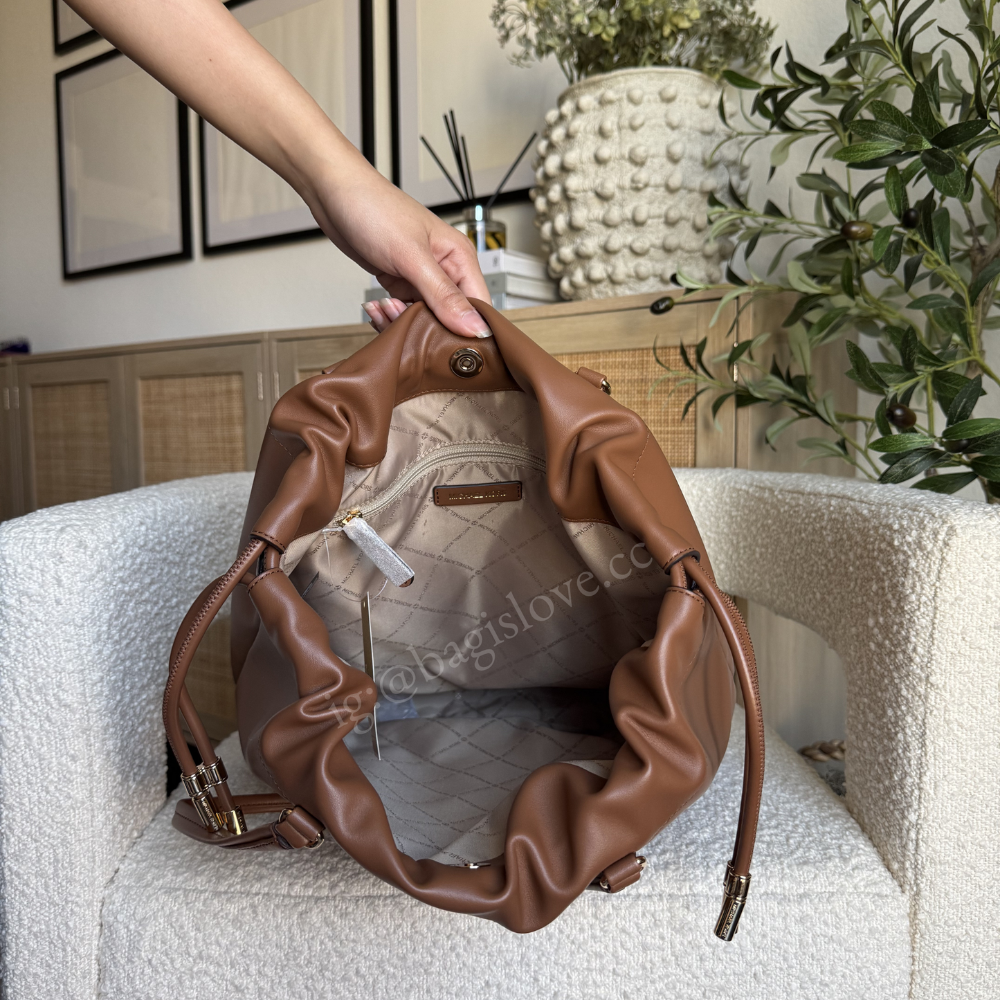 Matilda Large Cinch Tote Bag in Brown (in- transit✨)