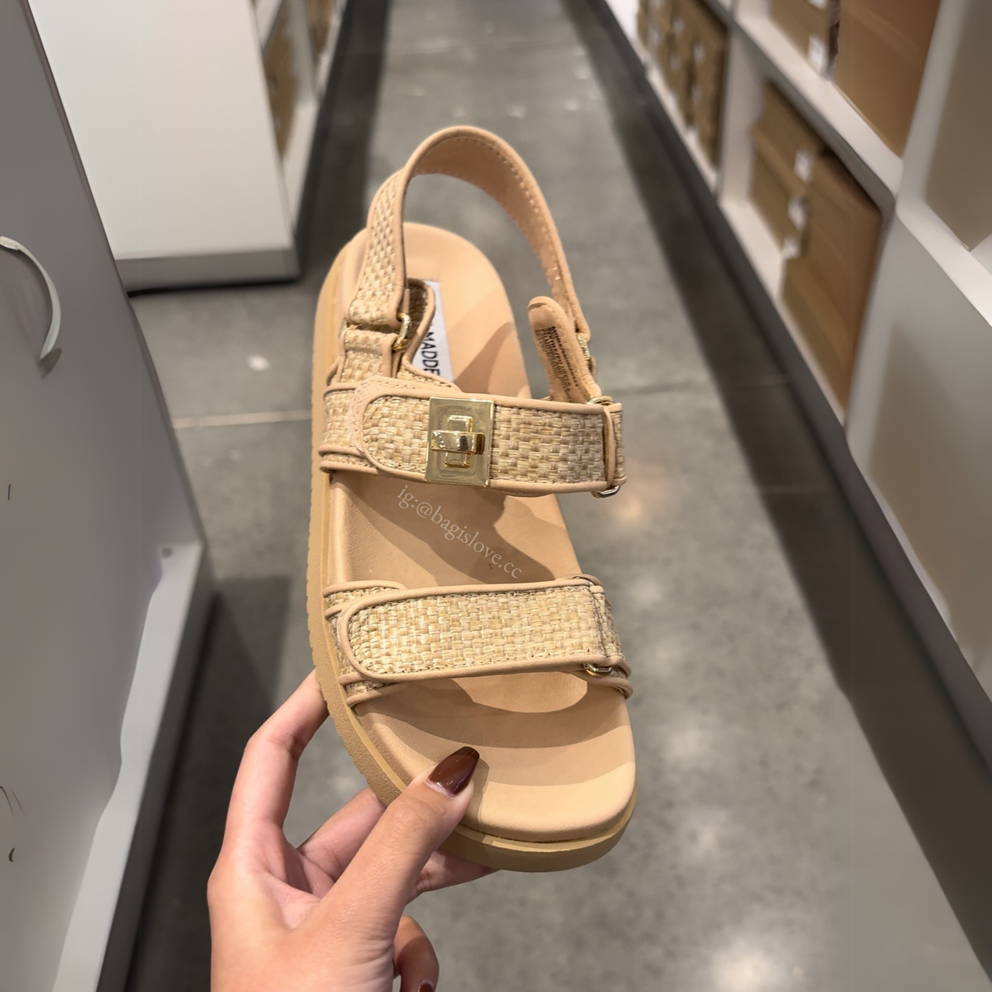 Steve Madden Women's Mona Raffia Sandals