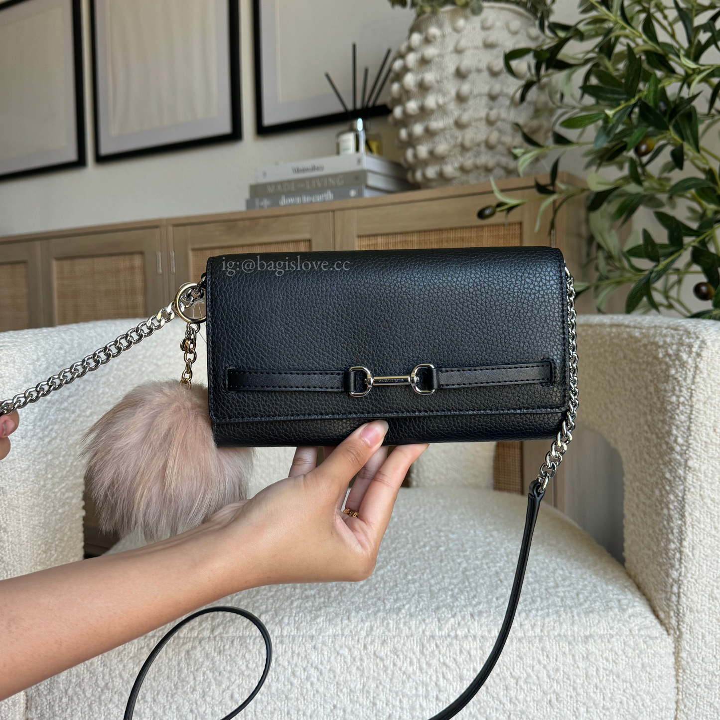 Carson Large Pebbled Leather Convertible Crossbody Bag (8 weeks arrival📦🌊)