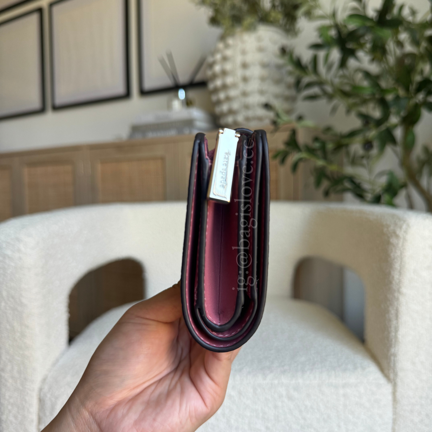 Lena Medium Bifold Wallet in Pink (8-10 weeks arrival 📦🌊)
