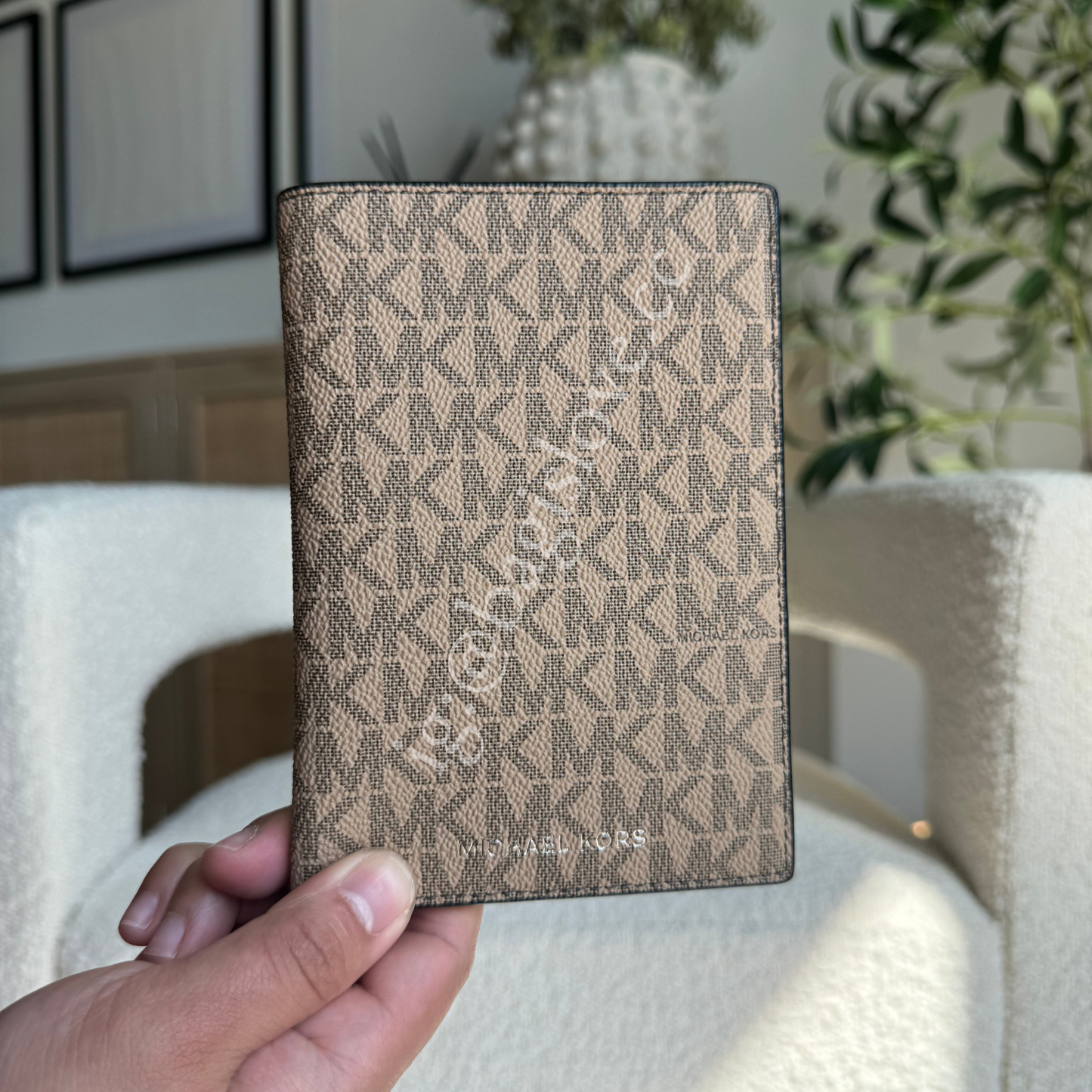 Logo Passport Wallet (8-10 weeks arrival 📦🌊)