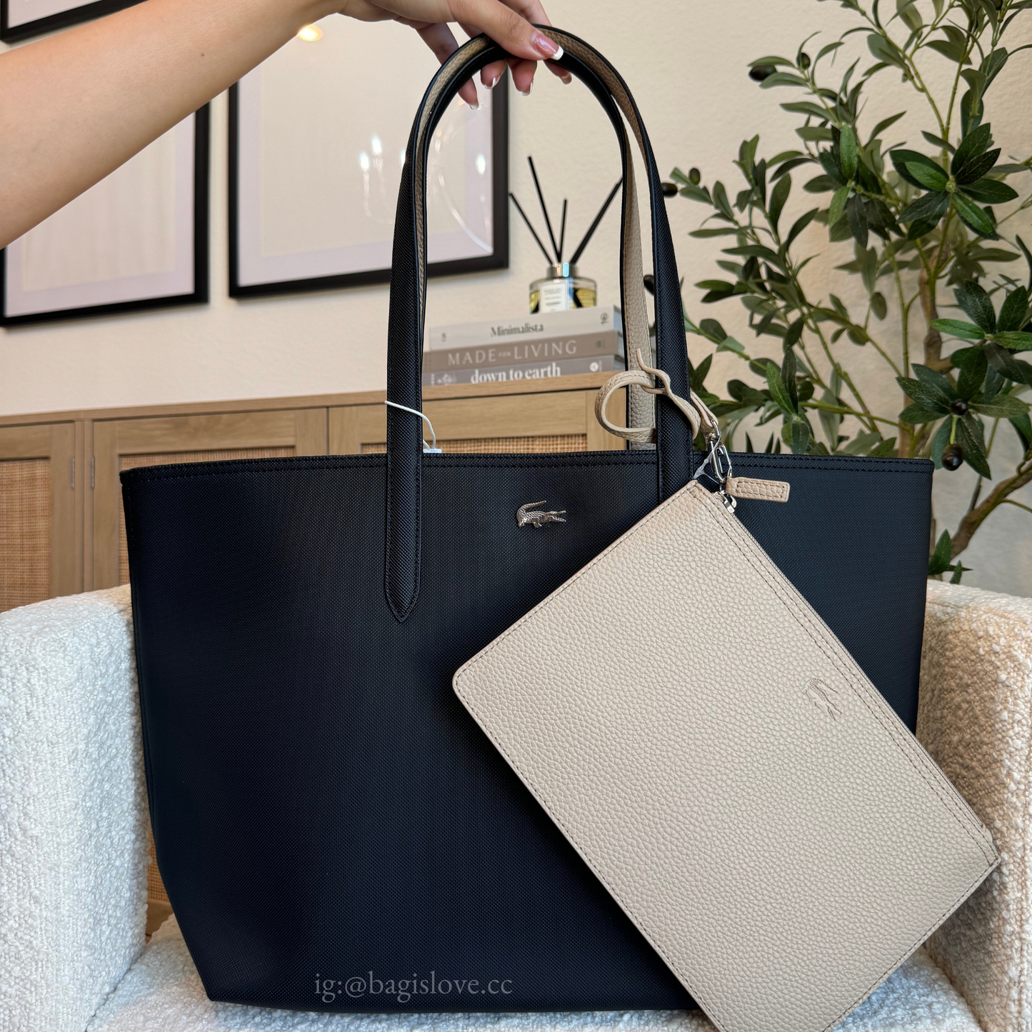 Anna Reversible Tote with Pouch in Black and Beige (8 weeks eta🌊📦)