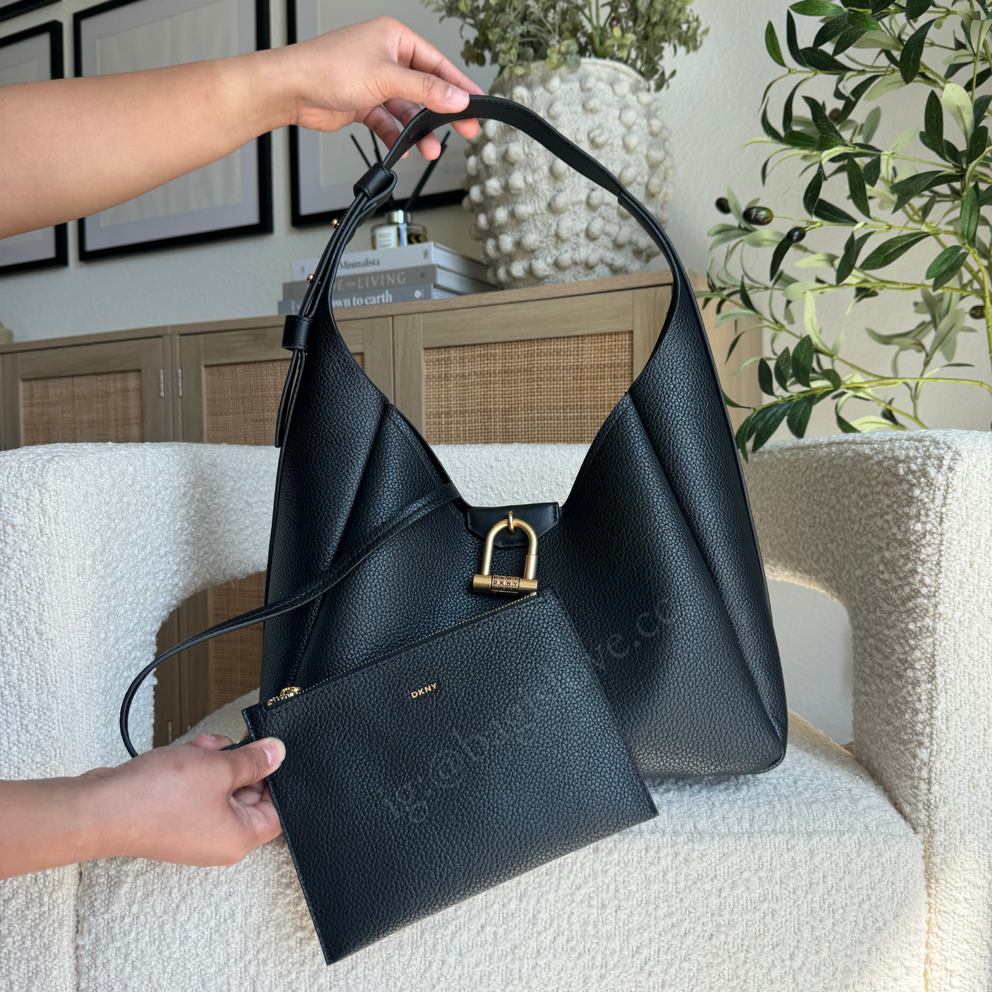 Karlie Medium Hobo Handbag in Black (8-10 weeks arrival 📦🌊)