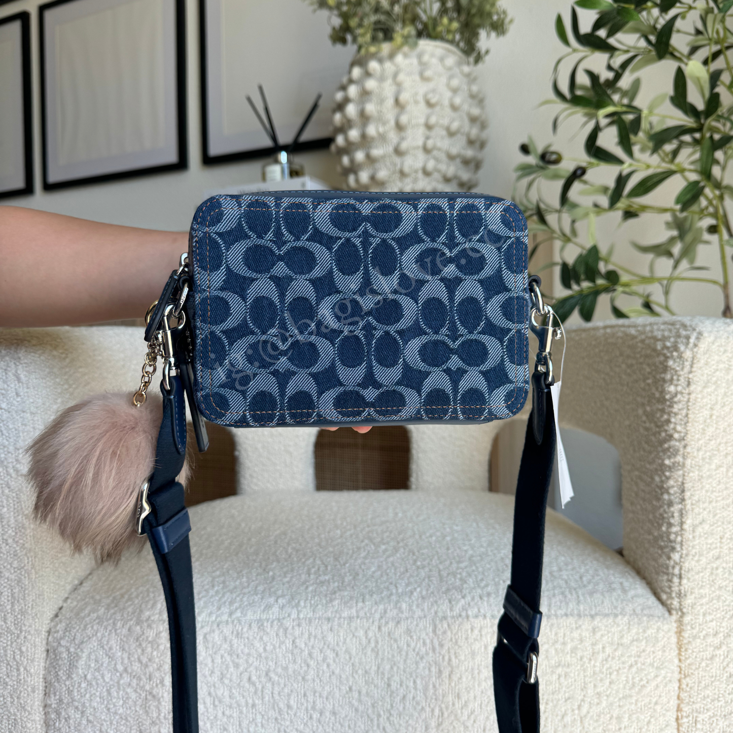 Charter Crossbody Bag 19 In Signature Denim (8-10 weeks arrival 📦🌊)