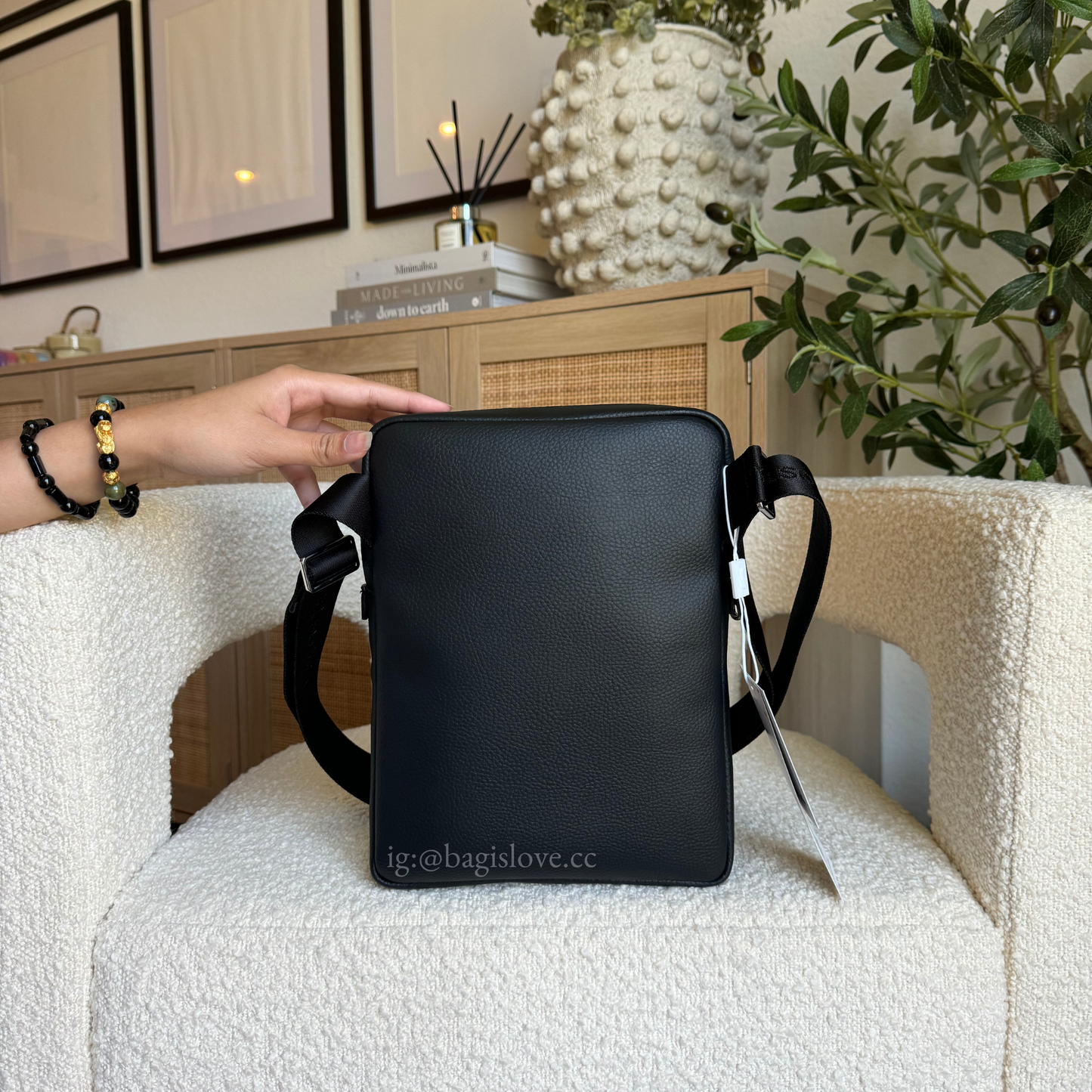 Lacoste Medium Crossbody Bag in Blackberry (8 weeks eta 🌊)