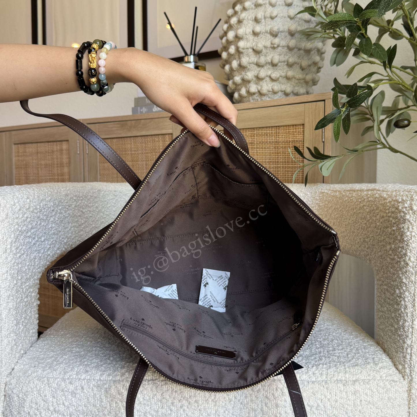 Kitt Nylon Medium Tote in Hot Fudge (in-transit)✨full payment required