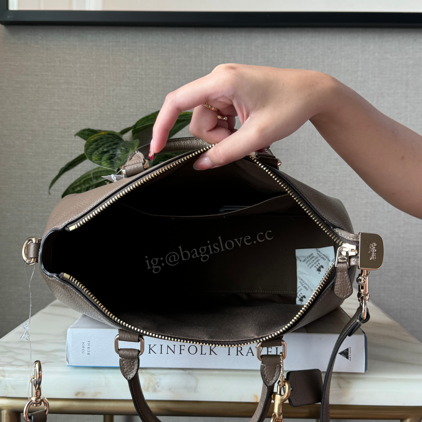 Georgia Satchel Bag in Dark Stone