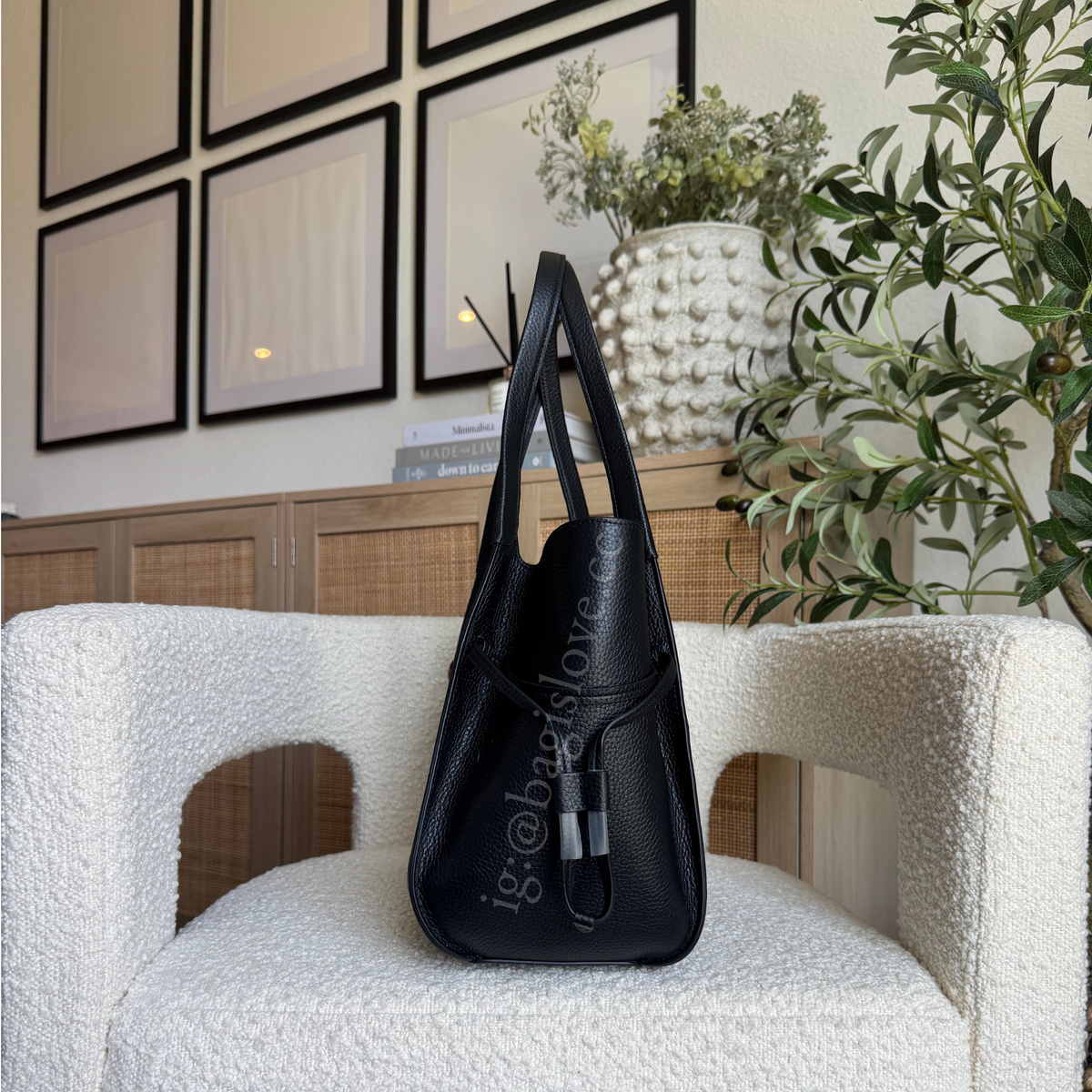 Stash Carryall Bag in Black