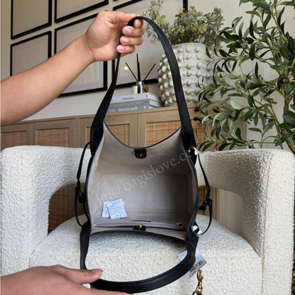 Stash Carryall Bag in Black