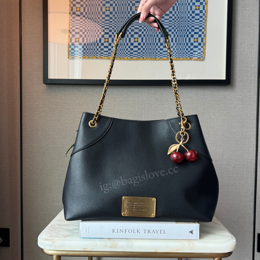 The Large Plaza Tote Shoulder Bag In Black