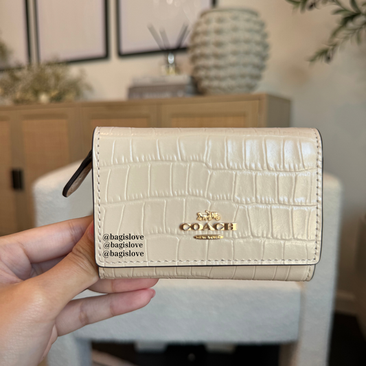 Micro Wallet in Gold Ivory