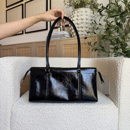 Matilda Small Cinched Shoulder Bag in Black (in- transit✨)