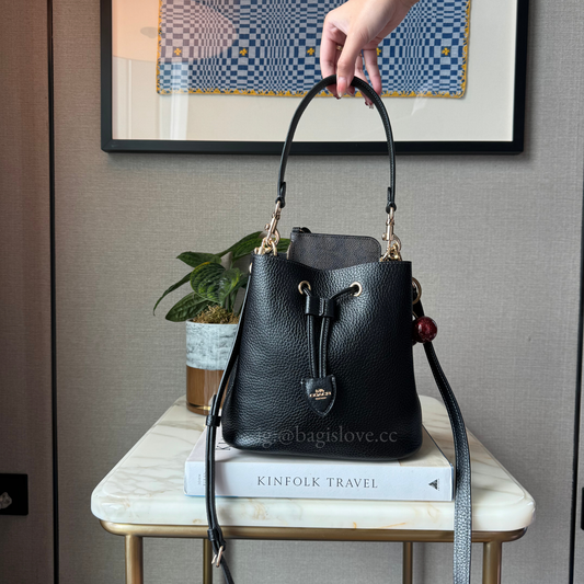 Rowan Bucket Bag in Black