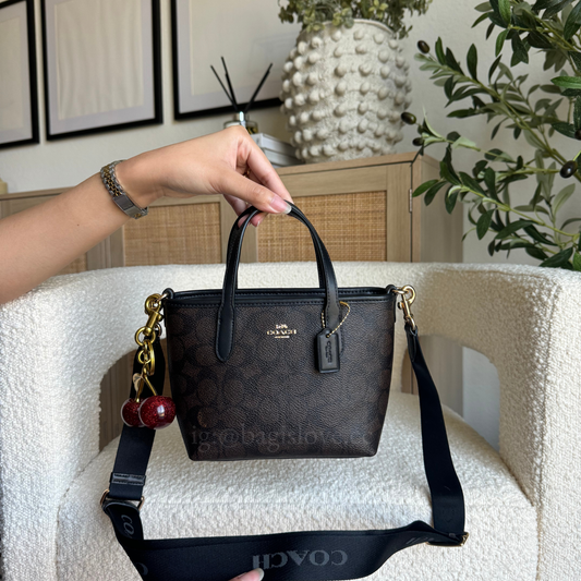 City Mini Tote Bag In Signature Canvas (8-10 weeks arrival 📦🌊)