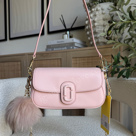 The Clover Shoulder Bag in Rose (in-transit 8-10 weeks arrival📦)
