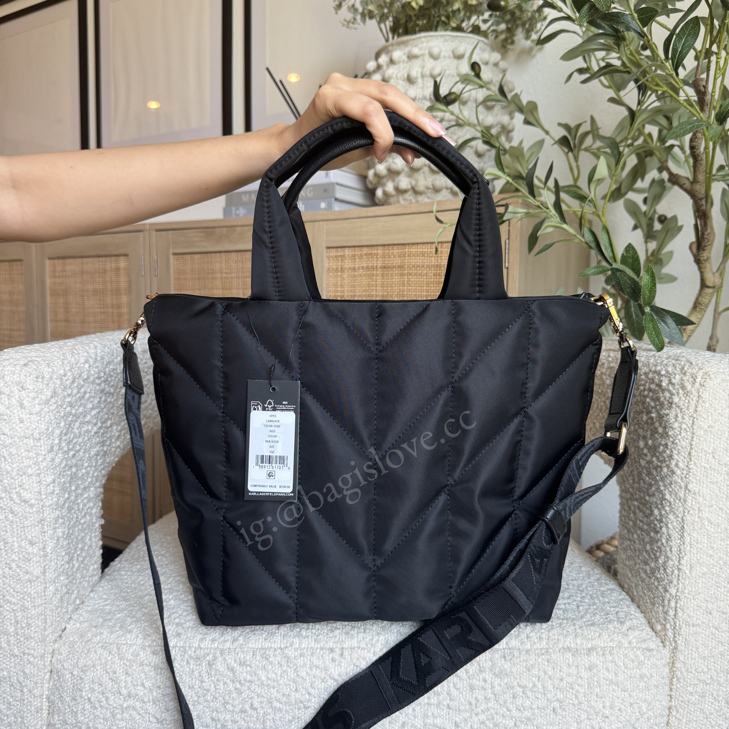 Voyage Nylon Tote (in transit)✨🌊