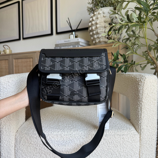 The Blend Clip Flap Satchel in Black (in-transit 8-10 weeks arrival📦)