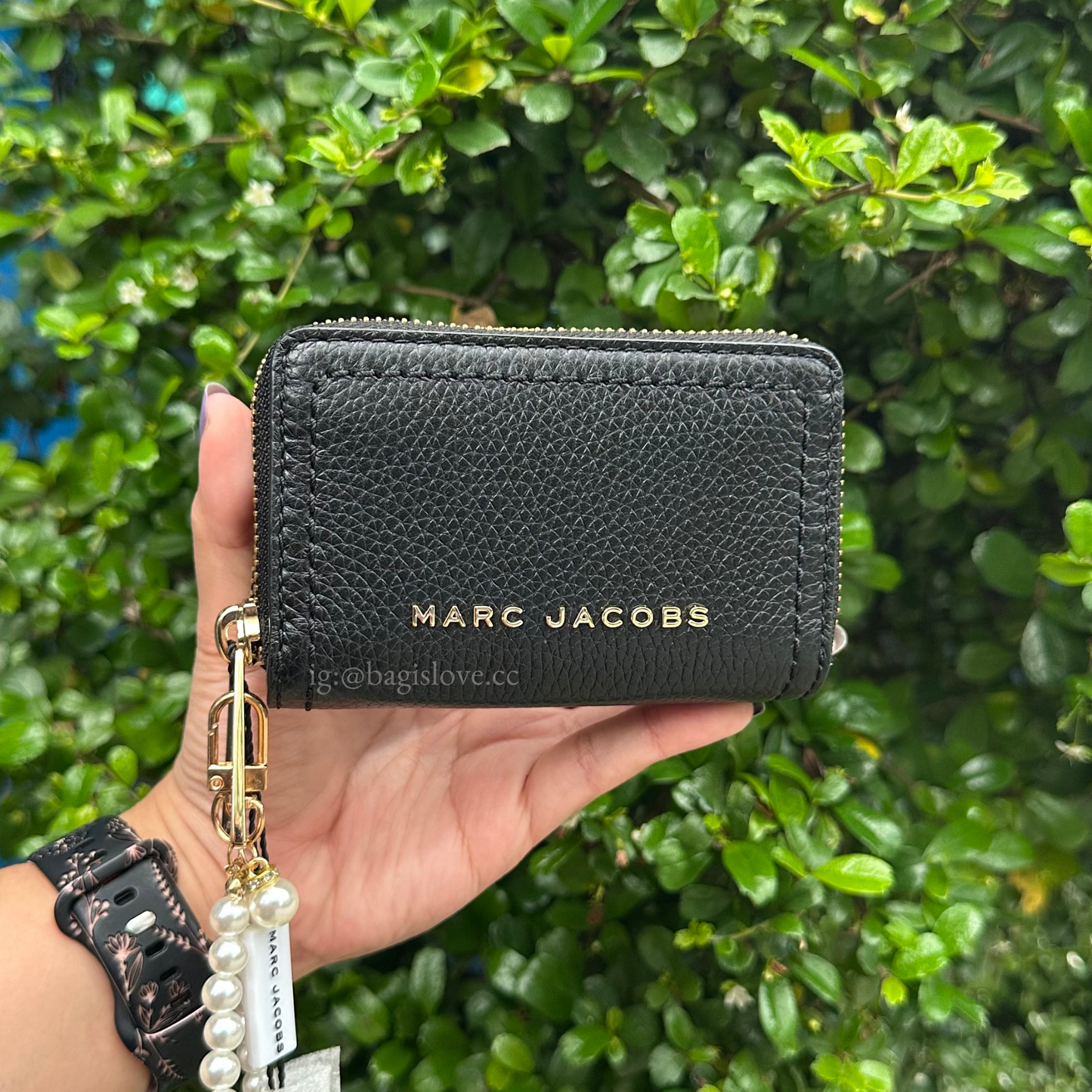 The Groove Double-Zip Leather Card Case