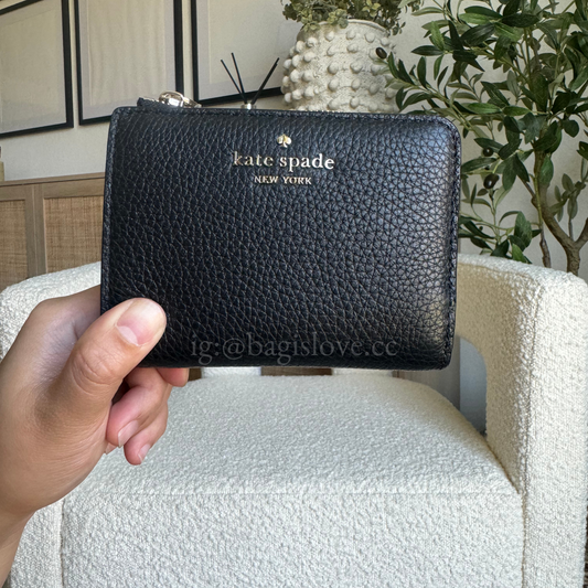 Lena Small L Zip Wallet in Black (8-10 weeks arrival 📦🌊)