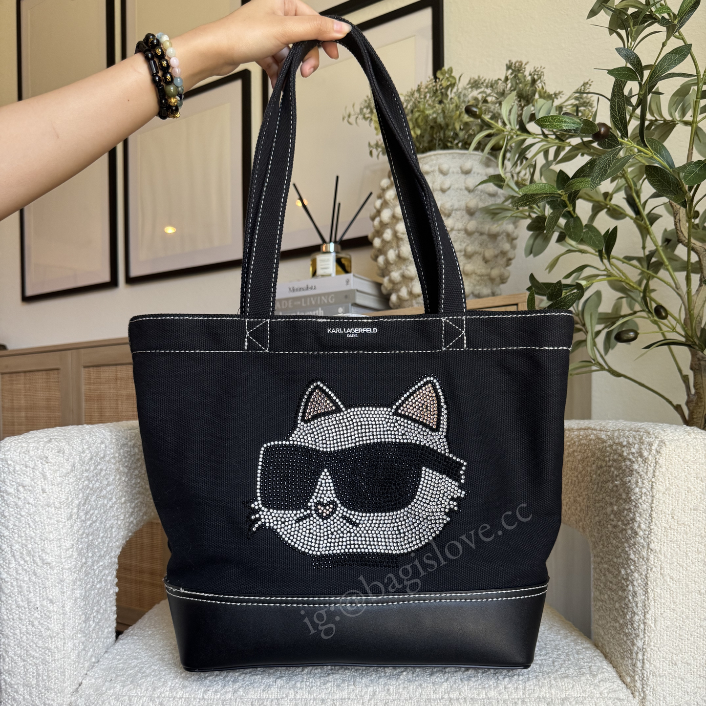 Cannes East West Tote (in-transit)✨
