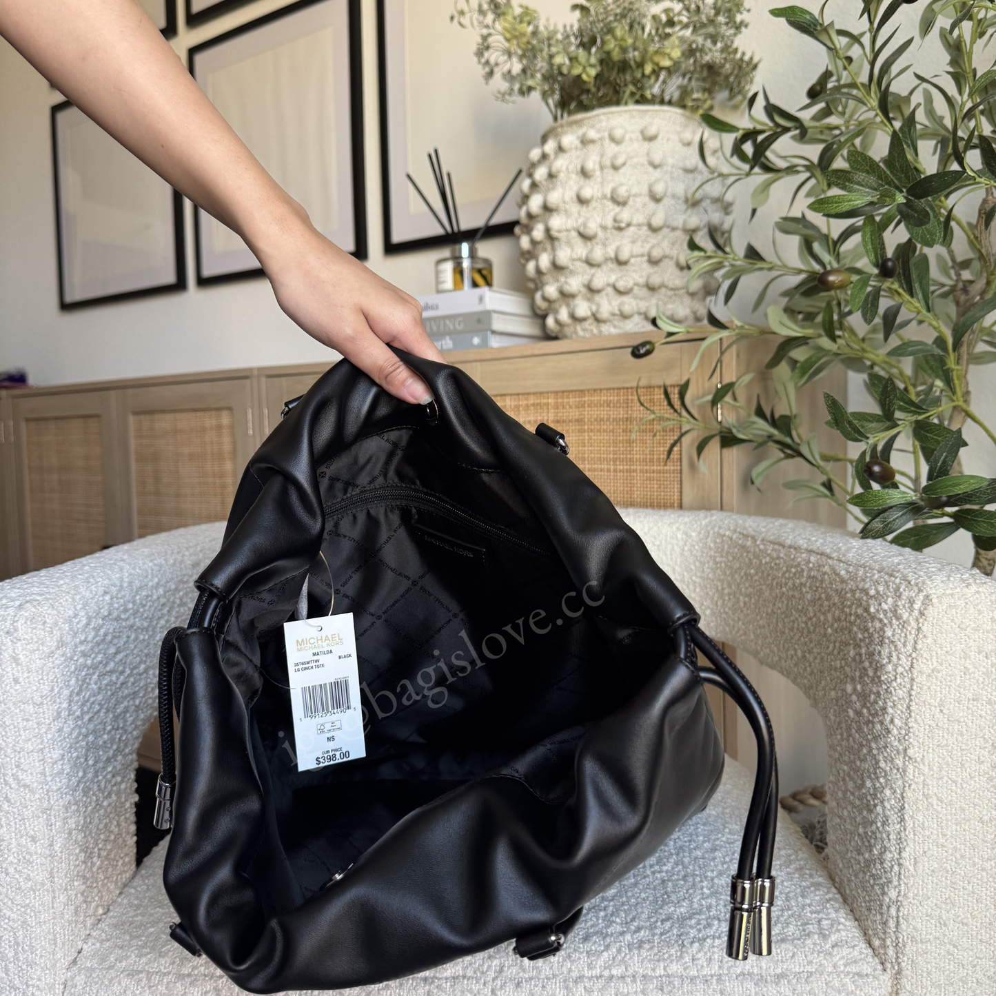 Matilda Large Cinch Tote Bag in Black (in- transit✨)