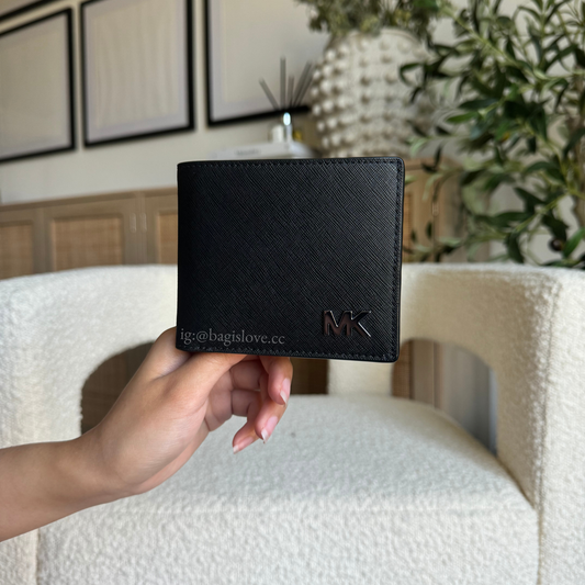 Cooper Saffiano Leather Billfold Wallet With Passcase in Black (on hand ph)