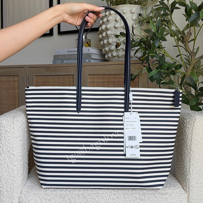 L.12.12 Concept Striped Tote in White and Navy (in transit)✨🌊