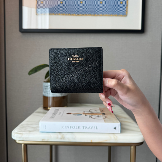 Snap Wallet in Black Pebbled Leather