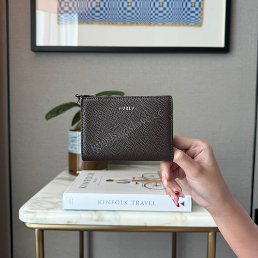 Furla Small Classic Bifold Wallet in Brown